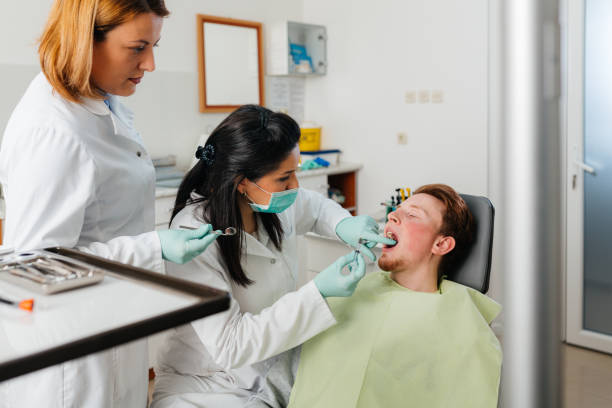 Best Emergency Tooth Extraction in Hamilton, IN